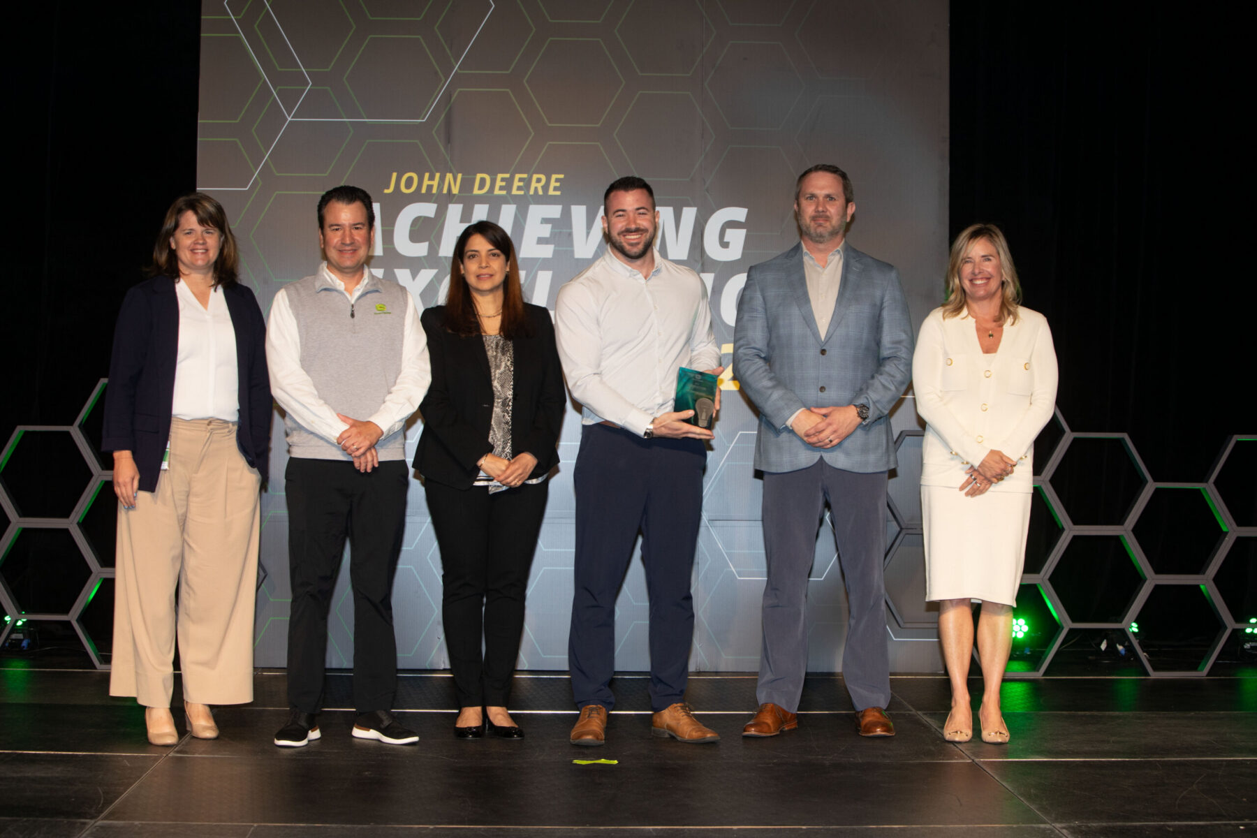 “Partner-level Supplier” and “Supplier Innovation” Awards for 2025